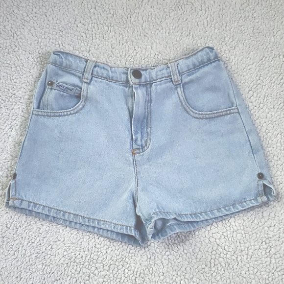 ♦️90's Vintage GUESS Jeans Denim Shorts♦️ - Picture 1 of 5